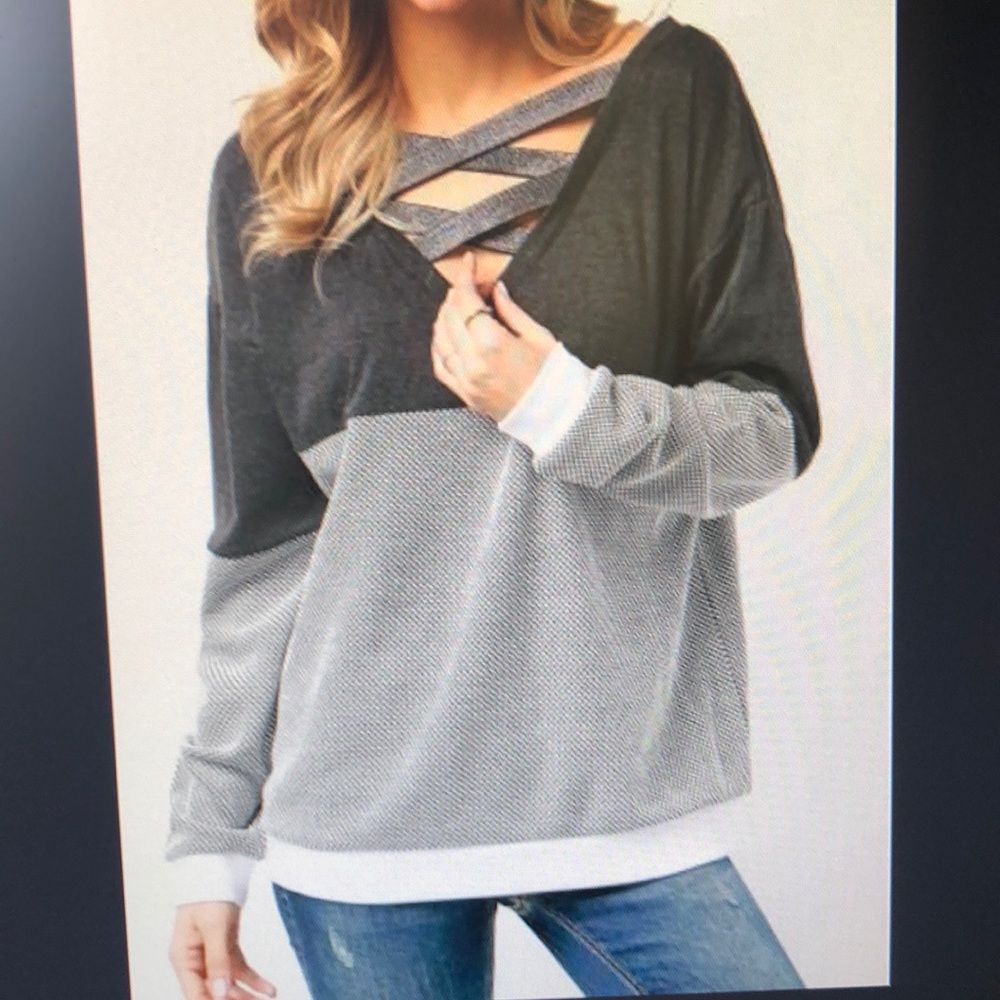 Patchwork Long Sleeve Criss Cross sweatshirt